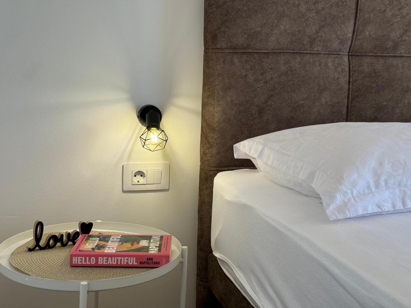 Accommodation Divanovic With Sea View ドゥブロブニク エクステリア 写真